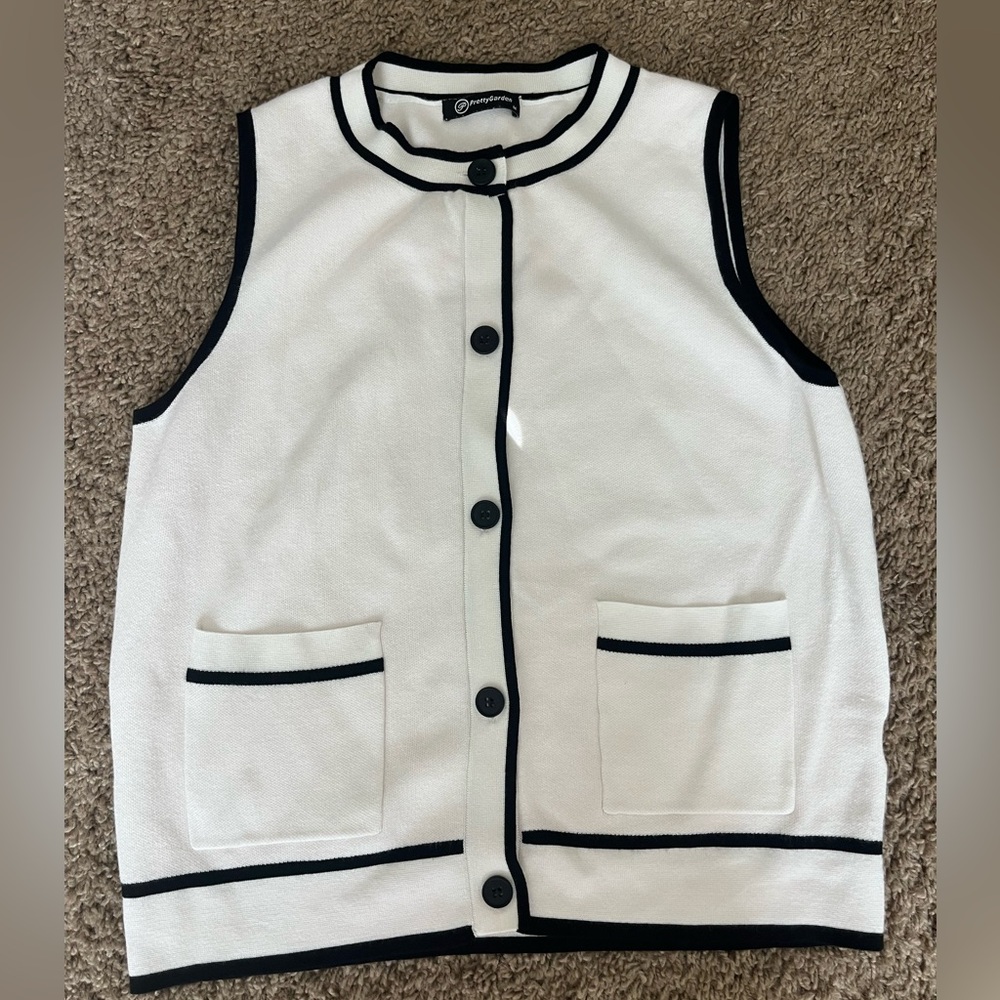 Sleeveless White Knit Button Front Vest with Black Trim